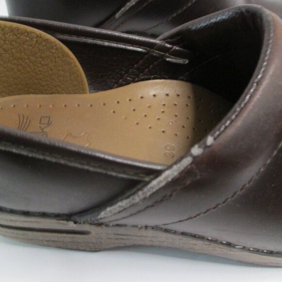 Dansko Brown Leather Professional Comfort Slip-On Clog Size EUR 39 US 8.5 - Picture 5 of 16